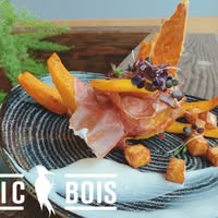 Pic Bois Bistro Taverne