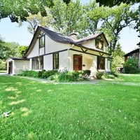 RARE Arts & Crafts home in Pointe Claire